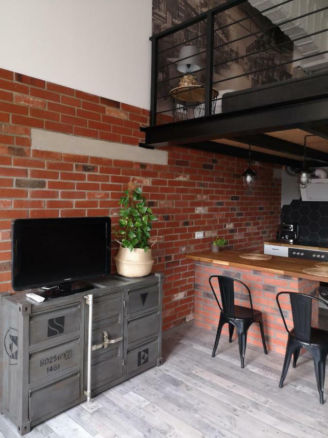 Loftstyle Apartament ซิราร์ดูฟ ภายนอก รูปภาพ